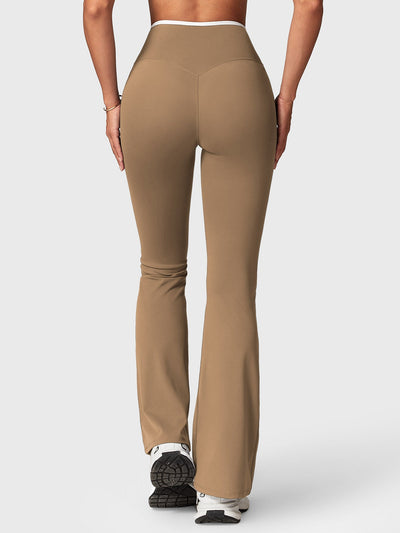 Yeoreo Alberta Contrast Trim Sports Set